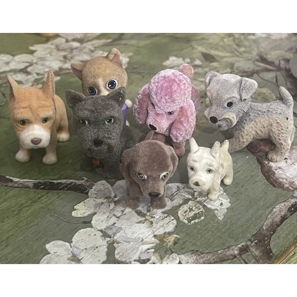 Puppy In My Pocket Toys Lot of 7 Dogs Kitten Flocked Miniatures Collectible